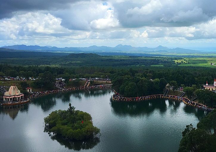 Discover Sacred Temples and Traditions of Mauritius – A Journey of Spiritual Discovery