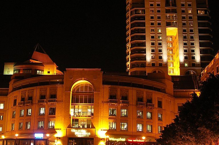 Discover Nelson Mandela Square: A Must-Visit Landmark in Sandton